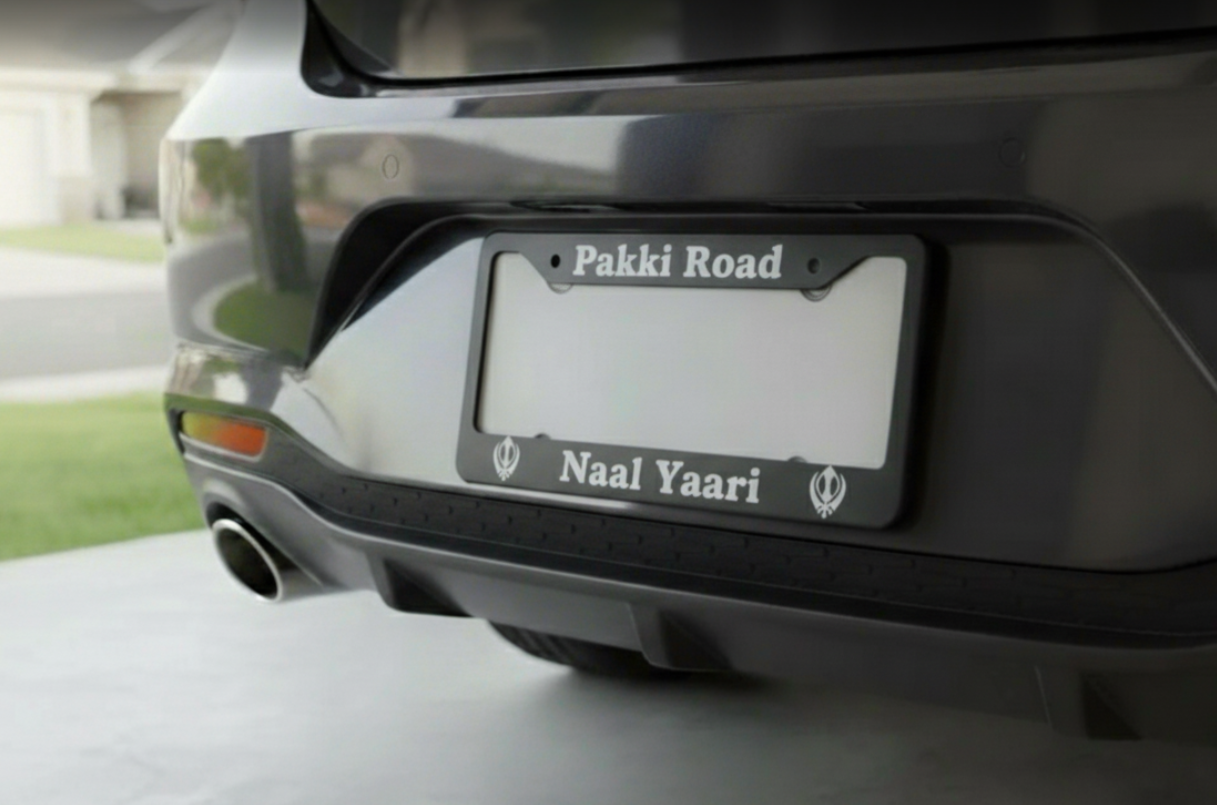 Pakki Road Naal Yaari License Plate Holder